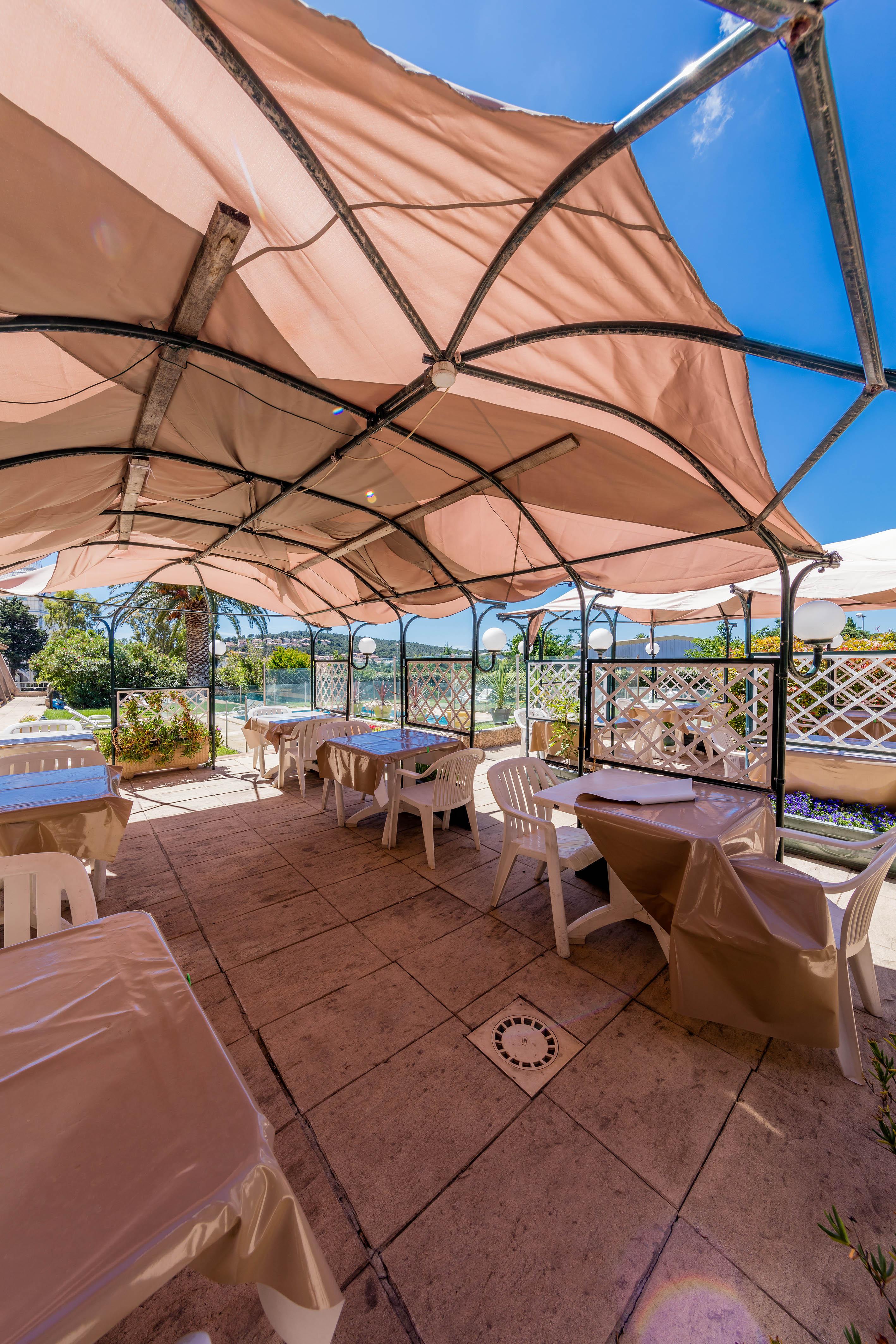 Noemys Toulon La Valette - Hotel Restaurant Avec Piscine Buitenkant foto