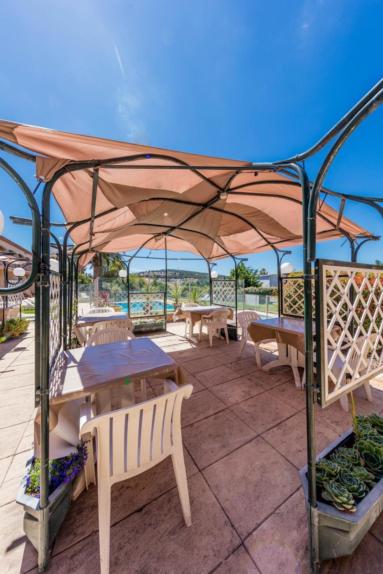 Noemys Toulon La Valette - Hotel Restaurant Avec Piscine Buitenkant foto